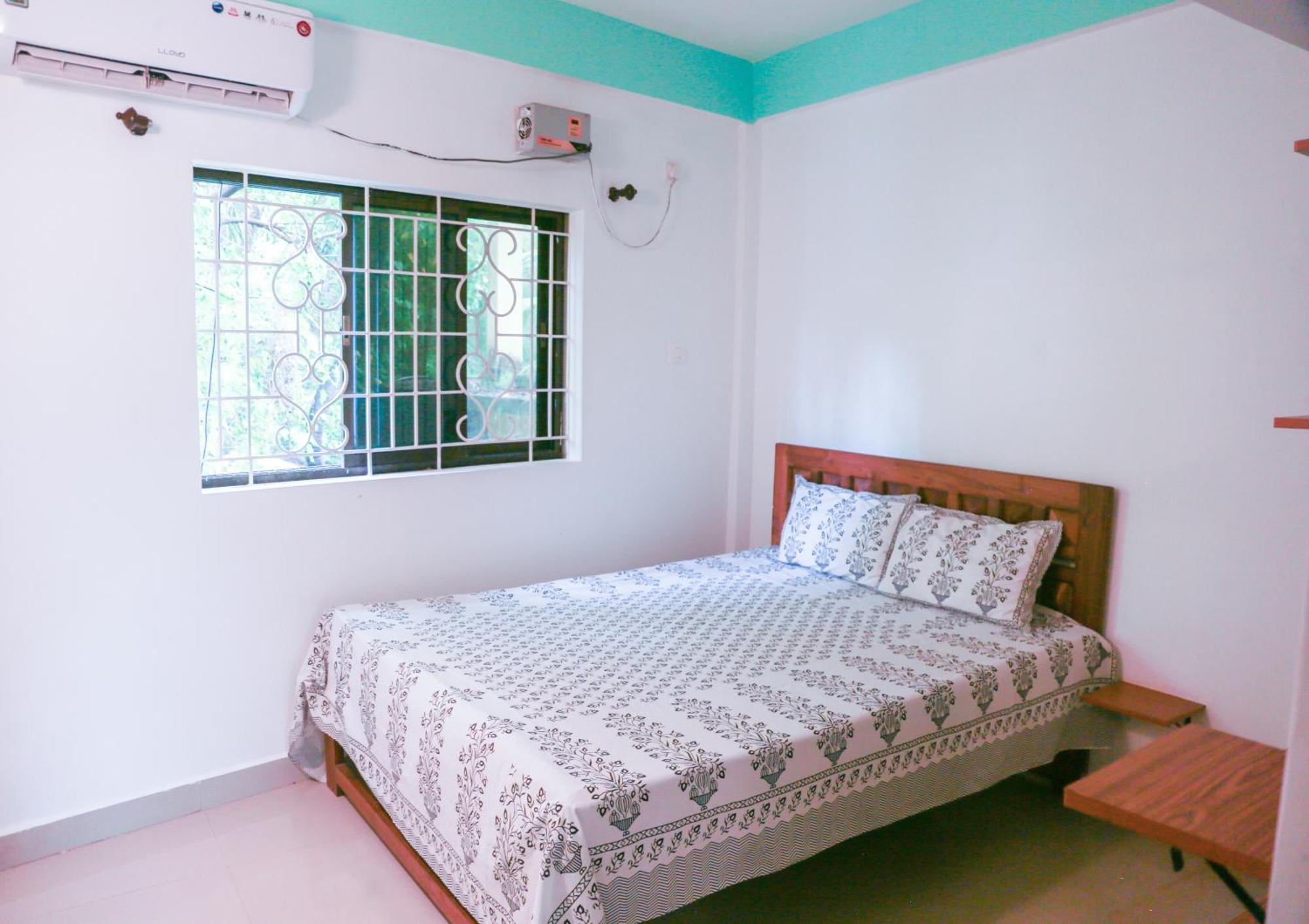 Kumbaya Beachside Hostel & Apartments At Arambol Beach Экстерьер фото