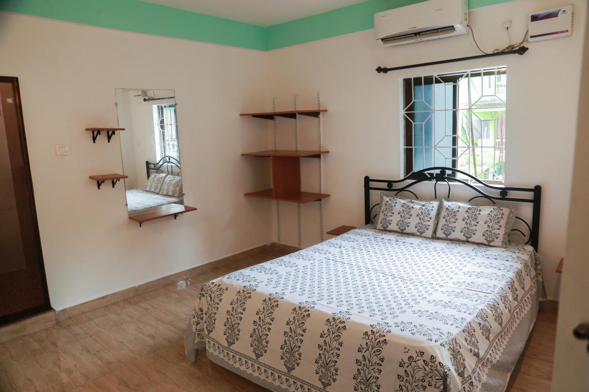 Kumbaya Beachside Hostel & Apartments At Arambol Beach Экстерьер фото