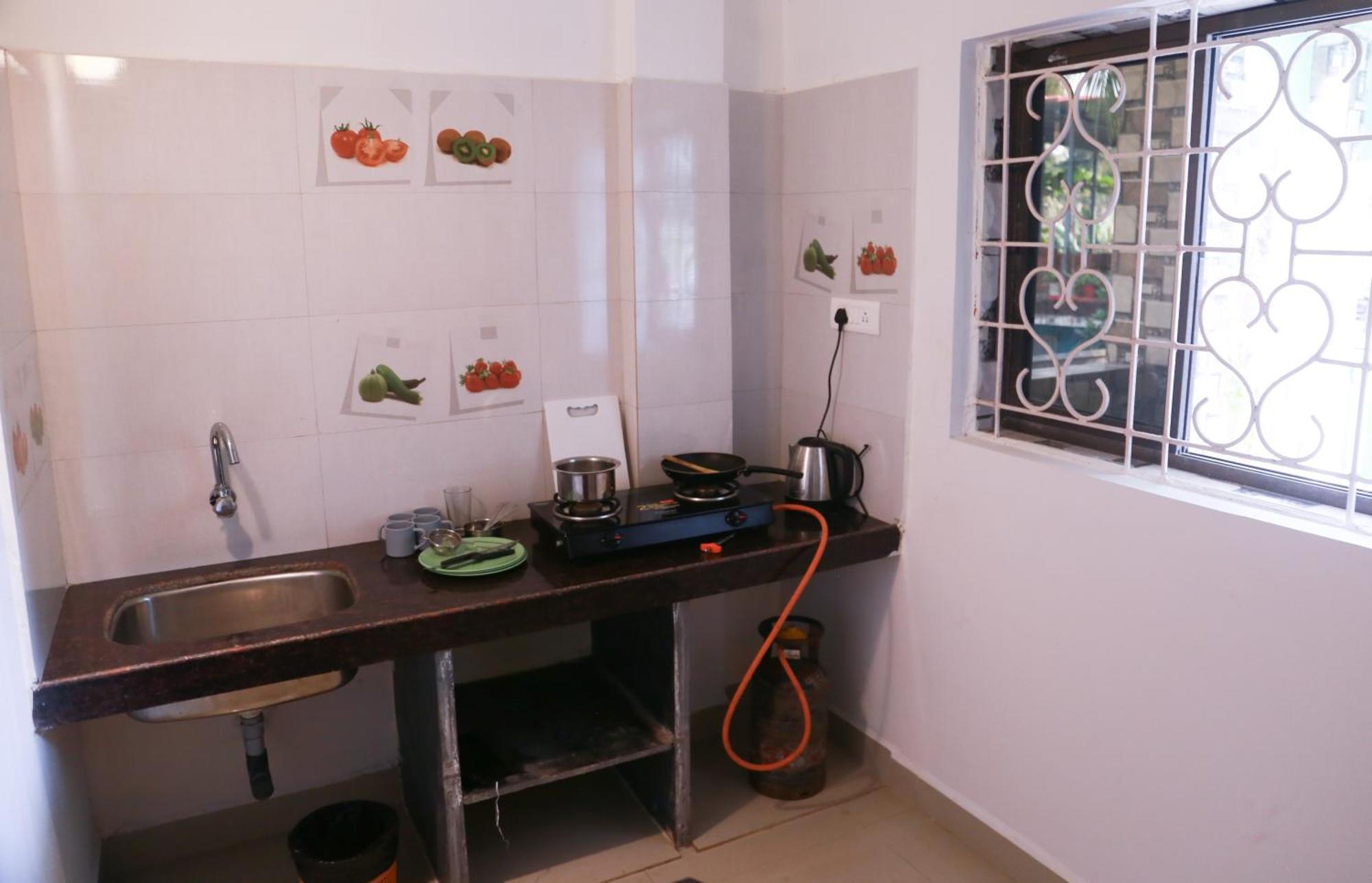 Kumbaya Beachside Hostel & Apartments At Arambol Beach Экстерьер фото
